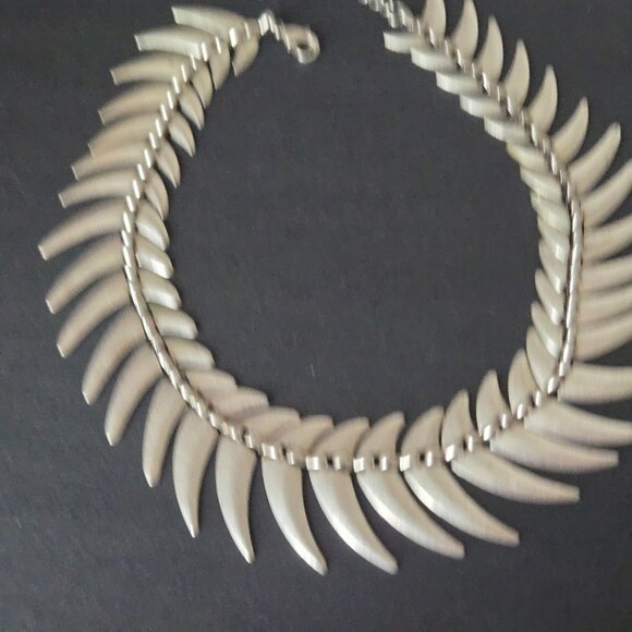 Deco Mid Century RAME Collar Necklace & Earring Set - Picture 3 of 6